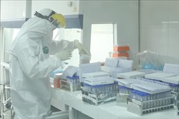 Hà Nội gần chạm mốc 4.000 ca nhiễm mới SARS-CoV-2 trong ngày 15/2