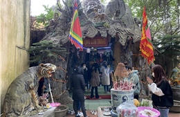 Bắc Ninh: Người dân đi lễ đầu năm thực hiện nghiêm công tác phòng dịch 