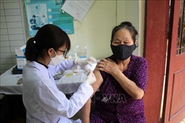 Ngày 17/3, số ca F0 mới của Hà Nội tiếp tục giảm, cả nước có 4.435 ca nặng đang điều trị