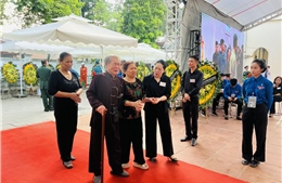 Hội viên phụ nữ Hà Nội tích cực hỗ trợ hậu cần phục vụ Lễ Quốc tang
