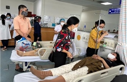 Tập trung cấp cứu cho hàng trăm người ngộ độc thực phẩm tại Bà Rịa-Vũng Tàu