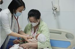 Gia tăng ca mắc COVID-19 ở cả người lớn và trẻ em