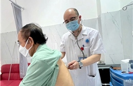 Người già cần cảnh giác với các dịch bệnh mùa hè