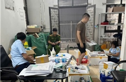 Xử phạt 4 cơ sở kinh doanh mỹ phẩm nhập lậu tại Hà Nội