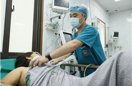 Bác sĩ thông tin về tin đồn &#39;tăng 1 độ C là tăng thêm 10% nguy cơ đột quỵ&#39; 