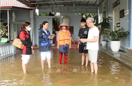 Cảnh giác với bệnh truyền nhiễm sau mưa lũ