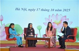 Tôn vinh các nữ cán bộ y tế &#39;giỏi việc nước, đảm việc nhà&#39;