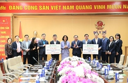 Bộ Y tế tiếp nhận ủng hộ hóa chất khử khuẩn nước cho đồng bào vùng lũ