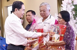 Kế hoạch tặng quà cho người có công, hưu trí, người yếu thế dịp Tết 
