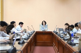 Bộ Y tế bàn giải pháp ứng phó nguy cơ dịch Ebola xâm nhập