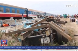 Tê liệt đường sắt Bắc - Nam do tai nạn tại Ninh Thuận