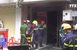 Giải cứu 2 người trong vụ cháy tại tiệm bánh ở phố Tây Thành phố Hồ Chí Minh