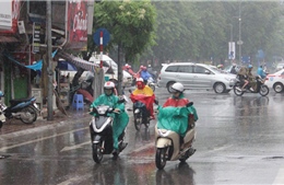 Hà Nội sắp chuyển mưa rét, TP Hồ Chí Minh nguy cơ cao xảy ra ngập lụt