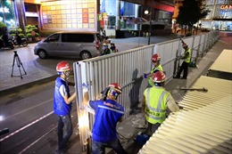 Trắng đêm bắn tôn rào đường Trần Hưng Đạo phục vụ thi công nhà ga ngầm