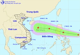 Áp thấp nhiệt đới gần Biển Đông có khả năng mạnh thêm thành bão