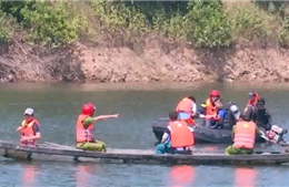 Lật thuyền trên sông La Ma (Huế) khiến 3 người thương vong