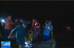 Lật ghe khiến 10 người bị nạn tại Quảng Nam