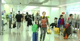 Sân bay Nội Bài và Tân Sơn Nhất dừng đón chuyến bay từ Hàn Quốc