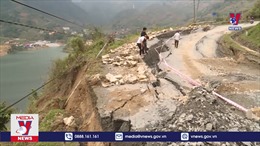 Sụt lún nghiêm trọng trên tỉnh lộ 152 thuộc thị xã Sa Pa, Lào Cai