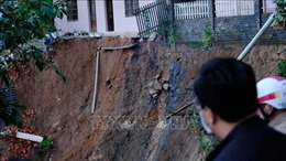 Thời tiết ngày 13/11: Trung Bộ tiếp tục mưa lớn, nguy cơ sạt lở đất cao
