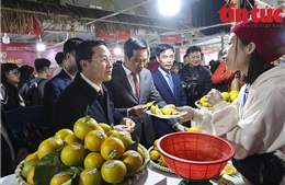 Hàng nghìn sản phẩm được giới thiệu tại Hội chợ Xúc tiến thương mại tại thị xã Sơn Tây 
