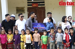 Hội Lữ hành G7 mang yêu thương đến với đồng bào vùng cao