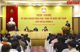 Quyết tâm thực hiện thắng lợi mục tiêu phát triển đất nước