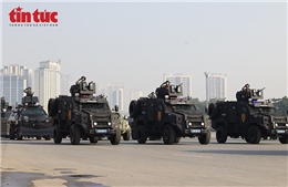 Dàn khí tài tối tân xuất hiện trong tổng duyệt bảo đảm an ninh Đại hội XIV