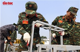 Triển khai trận địa pháo hoa đặc biệt phục vụ lễ mừng thành công Đại hội XIV