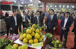 Không gian Xuân hội tụ đặc sản vùng miền tại Minh Châu