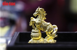 Đa dạng linh vật vàng cầu tài lộc trong Tuần lễ Thần Tài