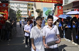Thời tiết ngày 31/5: Bắc Bộ ngày nắng, Nam Bộ mưa lớn kèm dông mạnh