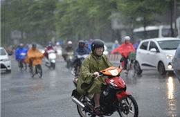 Thời tiết ngày 8/7: Bắc Bộ mưa dông về chiều tối, cảnh báo lũ quét và sạt lở đất