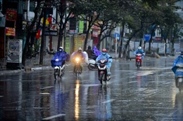 Bắc Bộ và Thanh Hóa mưa nhỏ rải rác về đêm và sáng