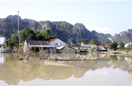 Thời tiết ngày 11/10: Lũ trên sông Cầu, sông Thương đang xuống, nguy cơ ngập lụt vẫn cao 