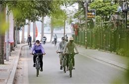 Thời tiết ngày 22/3: Bắc Bộ có mưa rào rải rác, miền Đông Nam Bộ có nơi nắng nóng