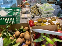 Giá thực phẩm ở Hà Nội tăng nhân ngày rằm tháng bảy