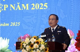 Hải quan khu vực III cam kết 'lấy người dân, doanh nghiệp làm trung tâm phục vụ'