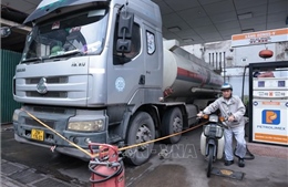 Đề xuất giảm thuế nhập xăng dầu về 0% do chiến sự ở Trung Đông căng thẳng