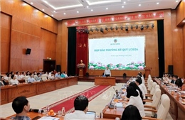 Dồn lực đầu tư công, tiêu dùng, xuất khẩu và các động lực tăng trưởng mới 