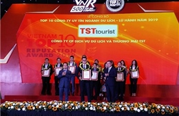 TST tourist lọt Top 10 công ty du lịch lữ hành uy tín năm 2019