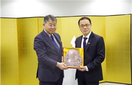 Hiệu trưởng ĐH Y Hà Nội nhận bằng Giáo sư danh dự của trường Y danh tiếng Nhật Bản