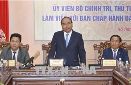 Thủ tướng Nguyễn Xuân Phúc: Hà Tĩnh cần phấn đấu sớm tự chủ ngân sách