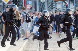 Biểu tình bùng phát thành bạo lực tại Đức, nhiều người bị thương