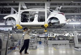 Tập đoàn Hyundai của Hàn Quốc ngừng sản xuất trong nước