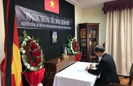Đại sứ quán Việt Nam tại Chile tổ chức lễ viếng nguyên Tổng Bí thư Đỗ Mười