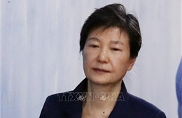 Cựu Tổng thống Pak Geun-hye bị tạm giam thêm 2 tháng