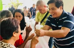 Một nghị sĩ Philippines bị bắn chết sau khi trao quà tặng Giáng sinh