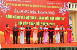 Triển lãm ảnh, tư liệu &#39;Đảng Cộng sản Việt Nam - sáng mãi một niềm tin&#39;