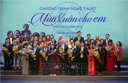 Ấm áp Chương trình &#39;Mùa xuân cho em&#39; lần thứ 12